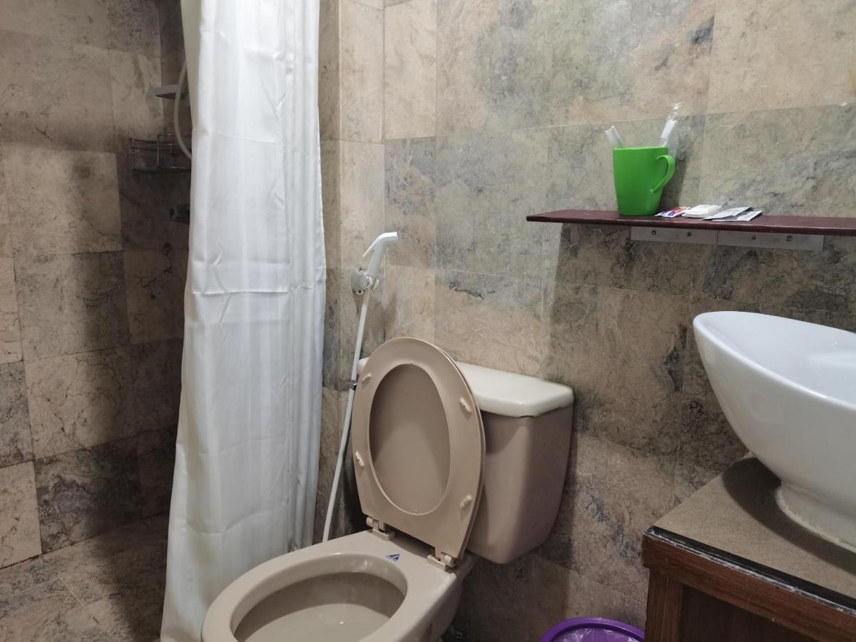 Accommodation Services マカティ エクステリア 写真